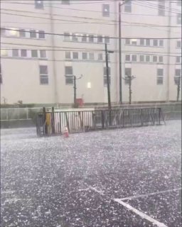 Massive flooding on roads caused by heavy rain in Houston, Texas, USA 🇺🇸 (15.06.2026)