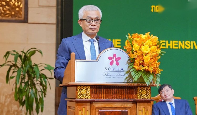 东南亚华人大事件：柬埔寨推12.2亿美元计划应对多重危机影响 柬埔寨政府近日启动一项总配图