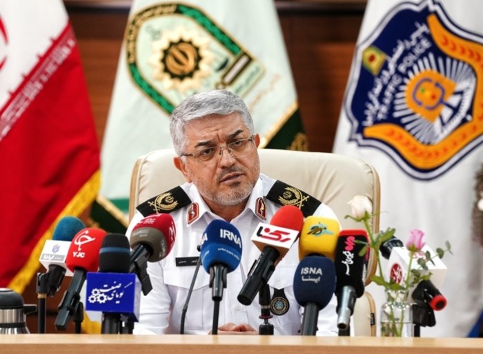 کرمانشاه ۱۹: 🔴 خبر خوش پلیس راهور درباره صدور گواهینامه موتورسیکلت زنان🔻سردار تیمور حسینی، رئیس پلیس راهور فراجا، در پاسخ به پرسشی در