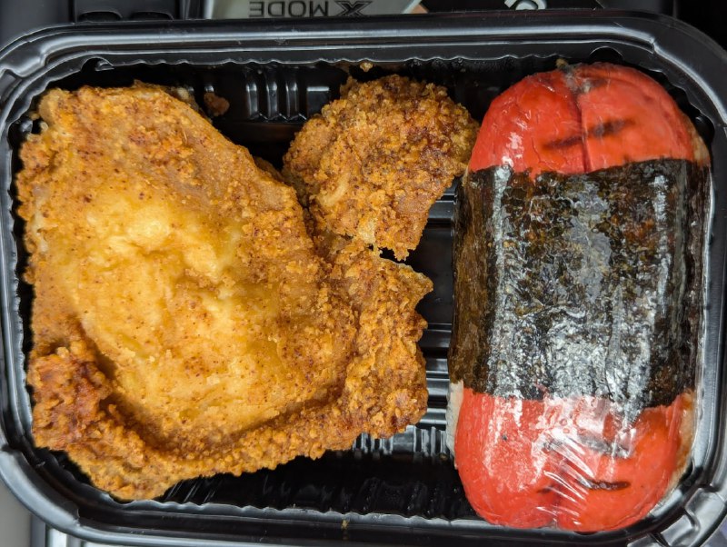 #增肥篇夏威夷菜較為縫合，主要受南島、北美和亞洲（尤其是日本）的共同影響融合而成