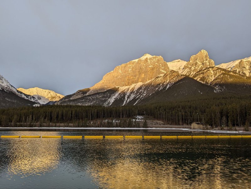 洛磯山脈Banff & Jasper洛磯山脈Banff & Jasper