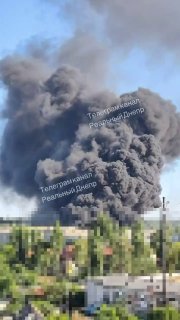 🇷🇺🇺🇦️ — צילומי השריפה במרכז הלוגיסטי בפבלוגרד לאחר תקיפה של מזל"ט קמיקזה "גראן-4".