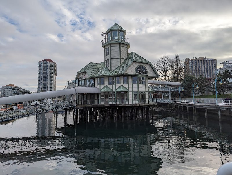 Beautiful British Columbia! 🇨🇦 🇨🇦來大溫辦美簽，想説去島上轉轉，直接一波溫哥華島環島遊