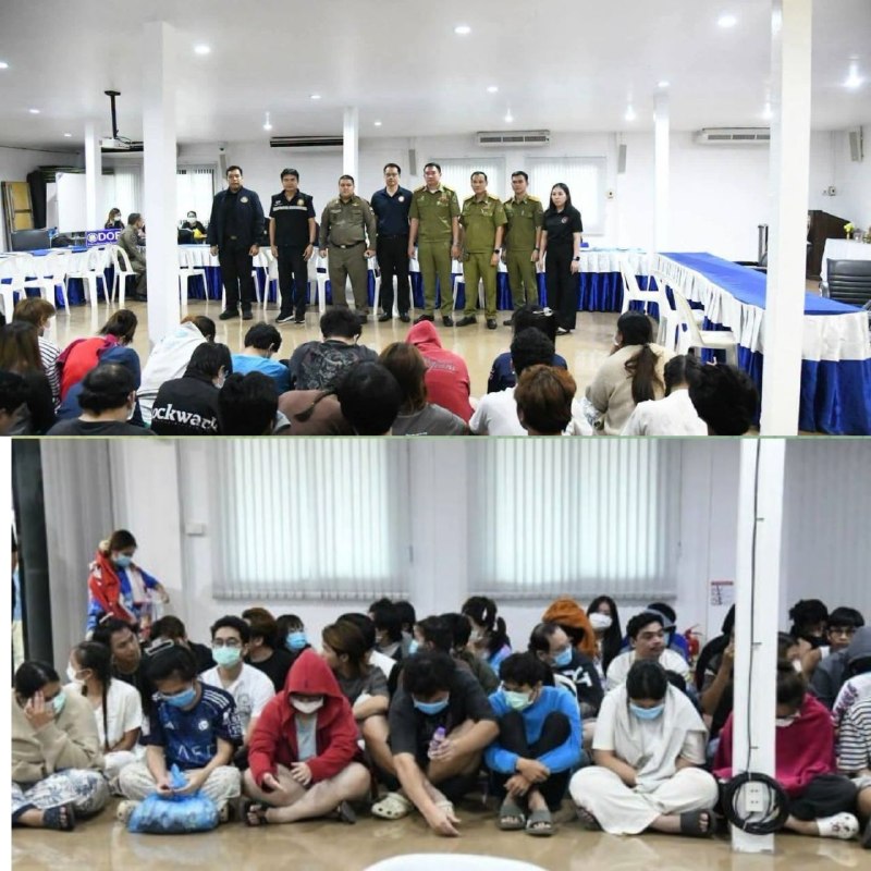 🅥 东南亚新闻: #群友投稿：8月21日，在万象-廊开第一老泰友谊大桥，老挝公安部特别行动组继续将第六批64名泰国公民（其中28名为女性）移交给泰国当局，以便依法进行起诉。这礼拜交接三批去泰国了，惨哦这些阿泰🔥 订阅【聚焦新闻】😊🇭🇹⚡️⚡️⚡️⚡️⚡️⚡️