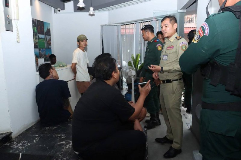 金边大事件：金边隆边区突查3处疑似网诈地点 未发现网络诈骗犯罪 7月13日上午 配图
