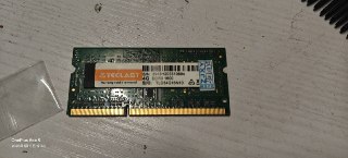 #出售 #电子垃圾 #内存条 #ddr3 #黄金 联系 Reikyo笨蛋颖心铃✨ 价格 10 不包邮依旧翻箱倒柜找到的ddr3 4g 1600笔记本内存条我寻思这玩意会有人要吧#已出