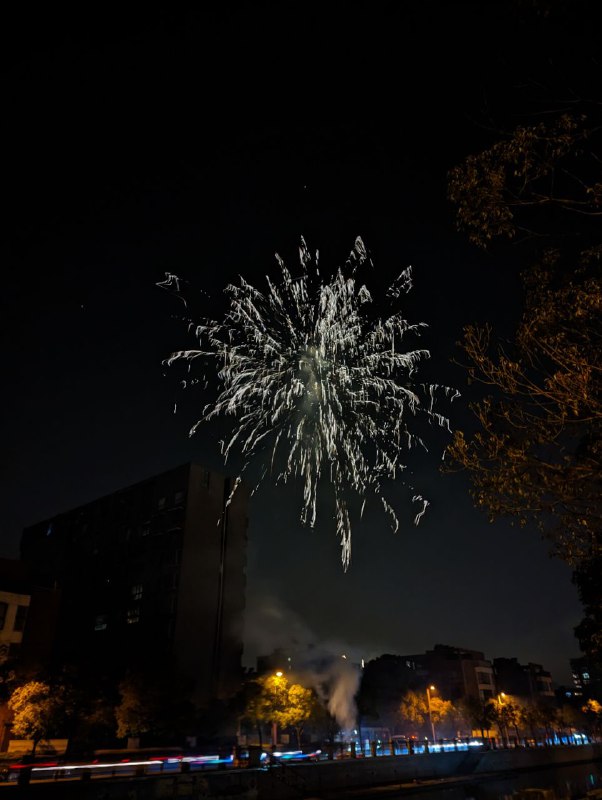 初五，迎财神！初五，迎财神！