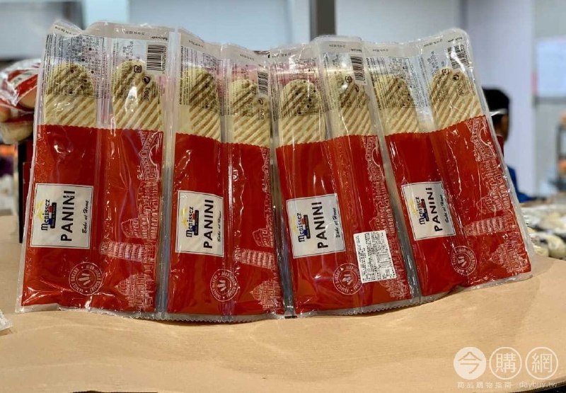 最近Costco的供貨不是很穩定，之前上架一陣子的半熟帕尼尼麵包，現在有目擊了，需要的朋友可以趁最近去現場逛逛~新商品情報連結 