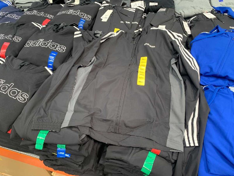 #Costco好市多10月新品通知ADIDAS 男風衣外套 #1356744