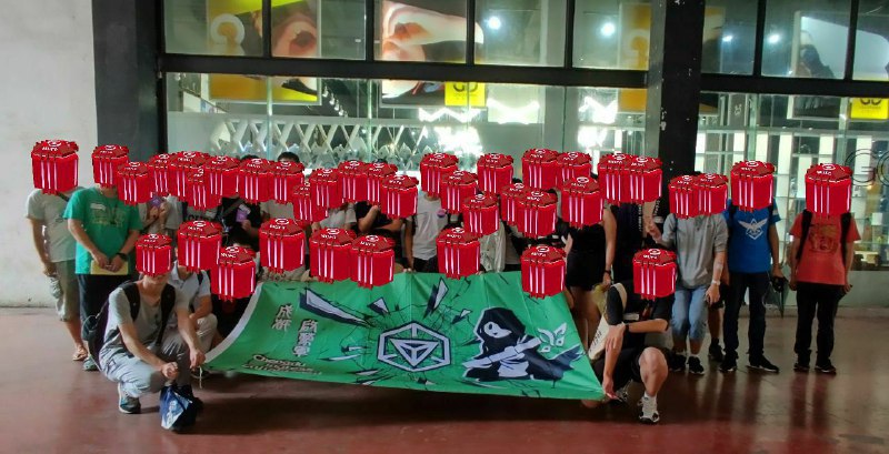 #IFS成都 IFS 5.0 2019.7.6 東郊記憶第一次參加大陸的 IFS派卡效率不要不要的印象深刻的還是硬核成電大軍晚上和外地友軍吃了一頓餐廳孃孃評價為「這幾個人哪裡是來吃火鍋的」的純清湯養生火鍋……期待下月再見等等，下……下月？好像哪場都去不了🌚#IFS成都 IFS 5.0 2019.7.6 東郊記憶第一次參加大陸的 IFS派卡效率不要不要的印象深刻的還是硬核成電大軍晚上和外地友軍吃了一頓餐廳孃孃評價為「這幾個人哪裡是來吃火鍋的」的純清湯養生火鍋……期待下月再見等等，下……下月？好像哪場都去不了🌚