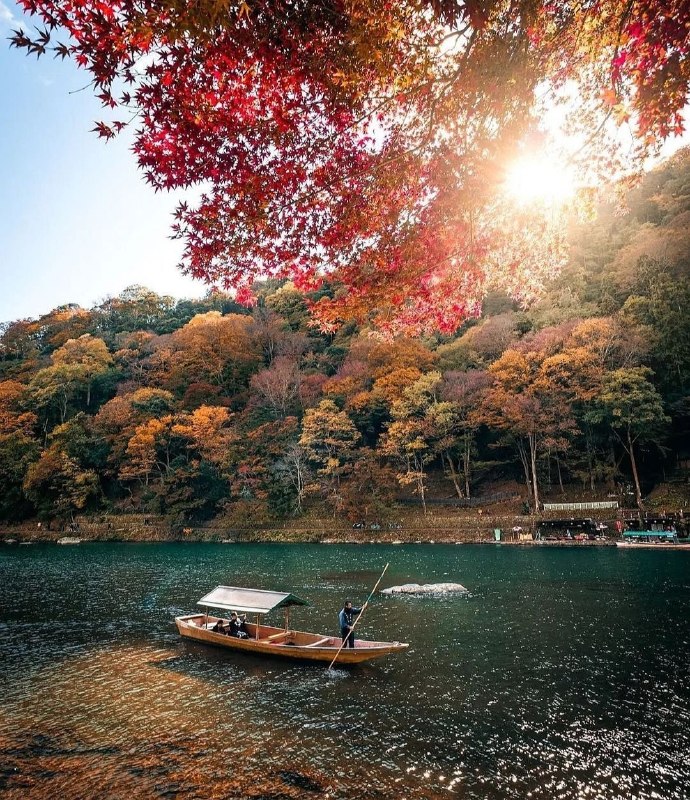 We must learn to imagine the physical form as a river, because the body is not unchangeable, it changes with time. It is very important to see the physical form as something eternal, changeable, like a river. Every cell in our body is a drop of water in a river; The beginning and the end happen continuously in every moment of our life.