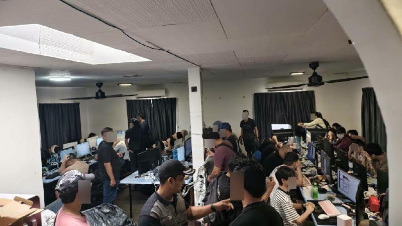 东南亚华人大事件:马来西亚移民局突袭捣毁马六甲电诈窝点 抓获34人涉投资诈骗 昨天 马配图