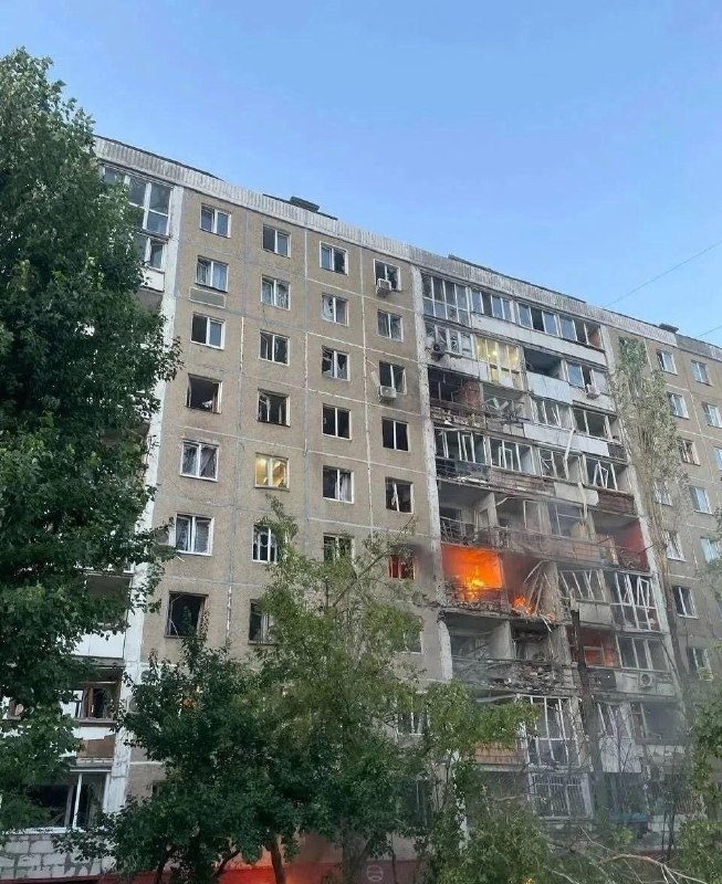 🇺🇦🇷🇺️ - שני אזרחים נהרגו בהתקפת מזל"ט באנגלס.