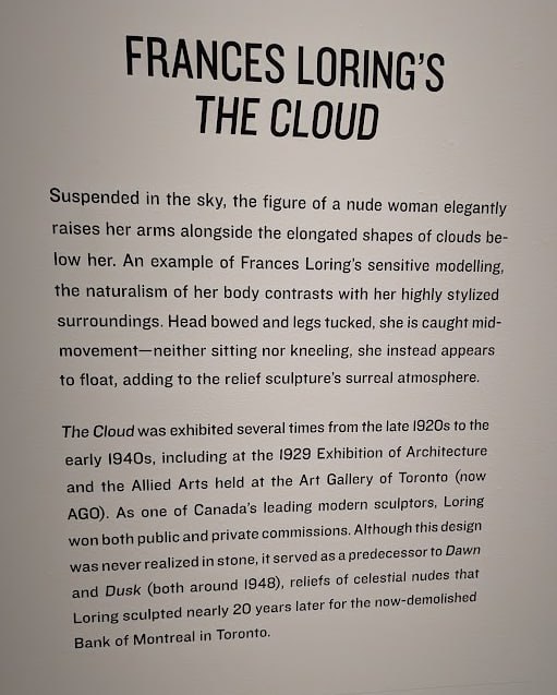AGO 角落裡看見一件 Frances Loring 的浮雕作品，曾經嵌在舊 BMO 大樓上，隨著大樓拆除從此挪進美術館内