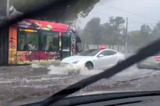 Heavy flooding after intense rainfall in Lota, Biobío Region, Chile 🇨🇱 (30.09.2026)About 63 mm of rain fell in Lota between 07:00 and 10:00 local time.