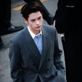 Malik, [II.]━━ &.. 工作狂。 A man who works in Bussinesman ⎋