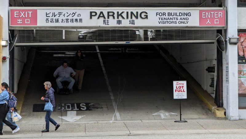 Little Tokyo 這家米芝蓮烏冬比上次溫哥華那家更好，好久沒試過這麼地道的味噌，也許是這個街區確實有很多日本人聚居之故，彷佛回家了🥹Little Tokyo 這家米芝蓮烏冬比上次溫哥華那家更好，好久沒試過這麼地道的味噌，也許是這個街區確實有很多日本人聚居之故，彷佛回家了🥹