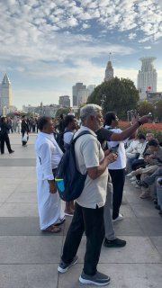 时隔多年，中印恢复直航，航班恢复将促进“人文交流”，助力“双边交往”，意义非凡。已经有很多游客陆续来到广州上海感谢来自某频道的投稿！