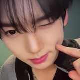 Han Yujin.