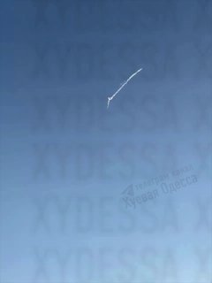 🇷🇺🇺🇦️ — הנה סרטון של מיג-29 אוקראיני בוער מתרסק.