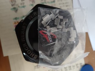 #出售 #电子垃圾 #卡西欧手表 #手表 #卡西欧 联系 Carl  价格 480包邮卡西欧gwb-5600 太阳能手表蓝牙连接、六局电波接收等自己更换的不锈钢外壳，表带，原有壳带没了，之前每天都带，近两年换智能表不带了，表带正常佩戴刮痕，表面细微划痕，成色一般，功能没问题算7成新，发前拍视频测试好，包邮走闲鱼。