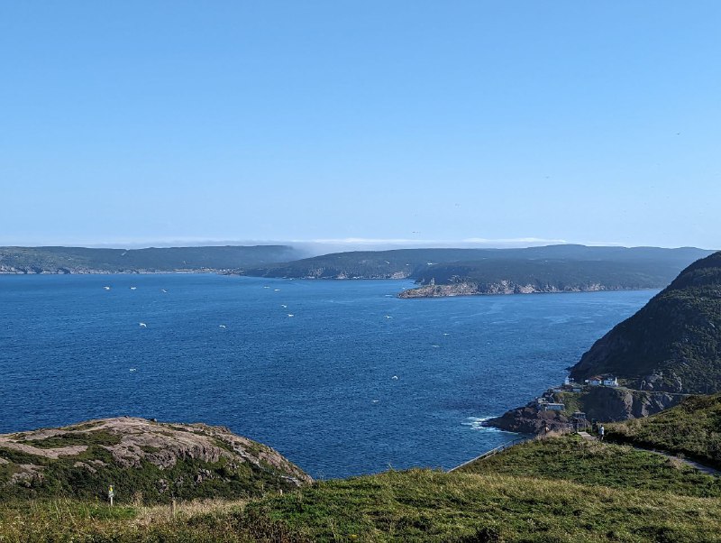 Signal Hill 無敵海景，海上仙霧縹緲，是以往我在海邊沒見過的場景，總算知道何故有蓬萊仙山的傳說