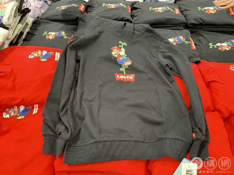 110/09/10 好市多LEVI'S X MARIO 聯名長袖帽T，尺寸4~14歲都有