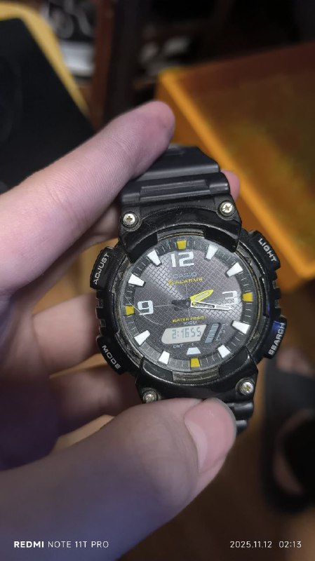 #出售 #电子垃圾 #卡西欧 #手表 #太阳能 联系 超级原神大王  价格 50不包邮卡西欧5208太阳能手表，伊拉克橙色，拼多多可以换全套，功能全部正常，收拾家里翻出来了