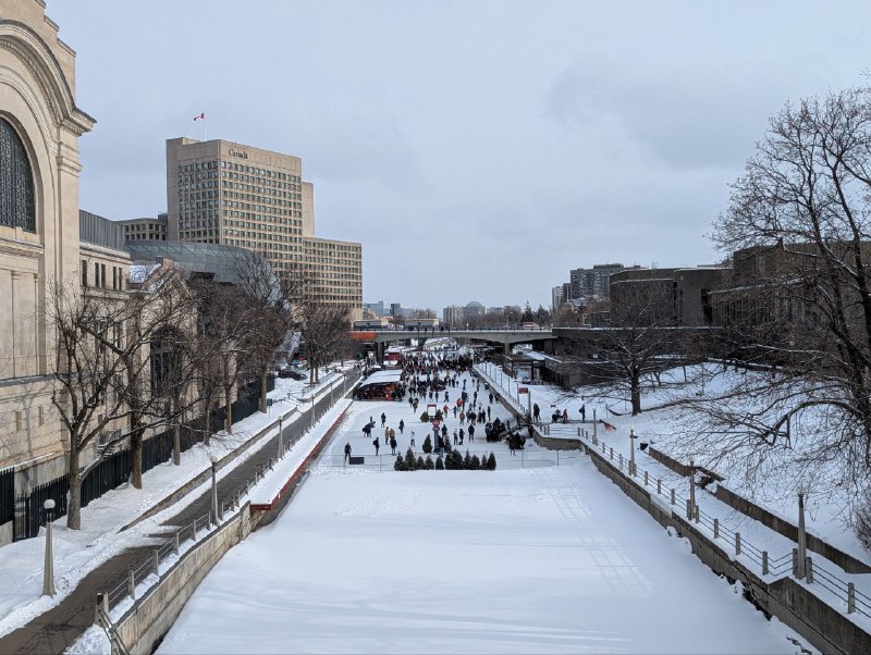 #Ingress Mission Day Ottawa 2025闖入冬季的渥京，整條麗都運河都變成了冰場，Amazing 🤩#Ingress Mission Day Ottawa 2025闖入冬季的渥京，整條麗都運河都變成了冰場，Amazing 🤩