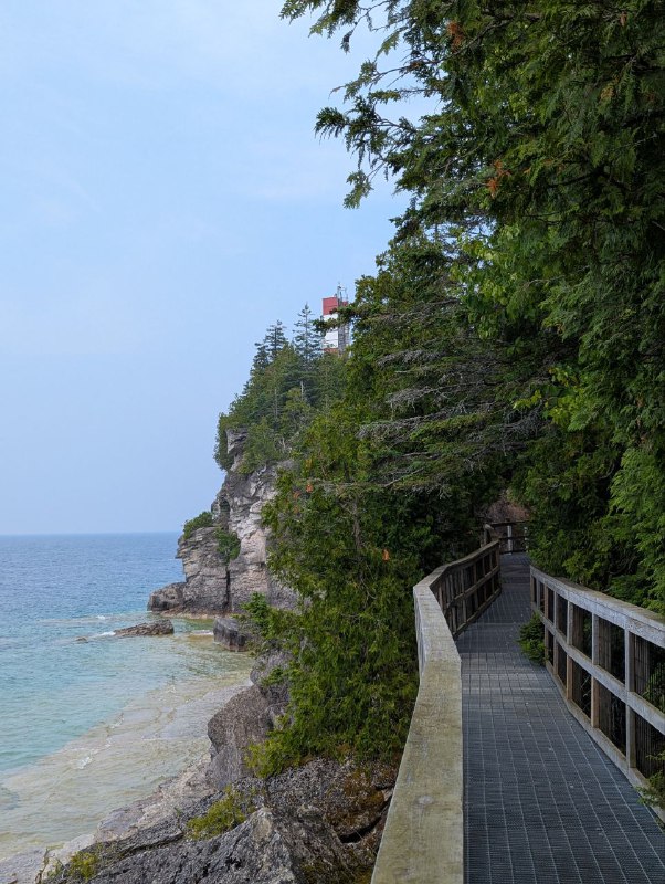 布魯斯半島國家公園沈船、大小花瓶Canada Strong Pass 立省門票 $9，太抵了，停車費都要 $15布魯斯半島國家公園沈船、大小花瓶Canada Strong Pass 立省門票 $9，太抵了，停車費都要 $15