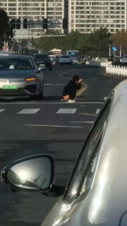 #随地大便 这该死的松弛感！只要我不尴尬，尴尬的就是别人！👀精品资源 🔎全网搜索