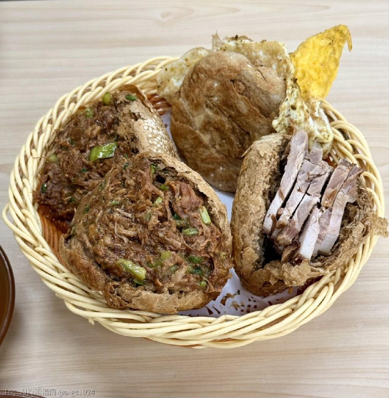 感受到了昌平物价坛子肉烧饼12肘子烧饼12吃撑了...@aigc1024