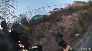 צילומי מצלמת קסדה של חיילי כוחות ישראל הישראלים לוכדים קרב יריות שנערך לאחרונה עם כוחות ההתנגדות הפלסטינית…
