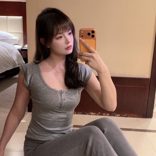 Telegram profile photo for 柚柚的后宫（杭州版）