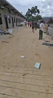 东南亚华人大事件：缅甸木姐聂科登村诈骗园区被突袭 诈骗人员提前收到通知都跑完了 里面的配图