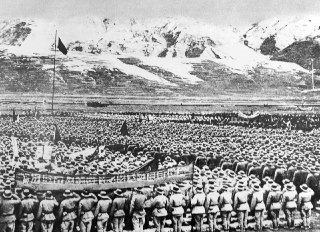 1950年中国共产党政府入侵西藏前集结的解放军队（1950年）