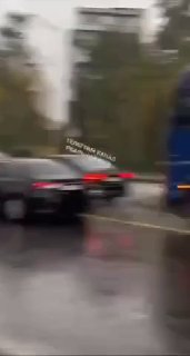 קייב: סגירת גשרים משבשת את הלוגיסטיקה הגשר הדרומי בקייב נותר סגור זה היום השלישי לאחר פגיעת טילים רוסים בלי…