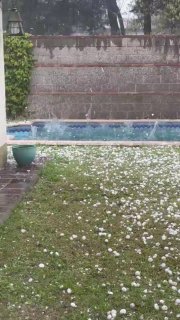 Large-sized hailstones fell in Argüello, Córdoba, Argentina 🇦🇷