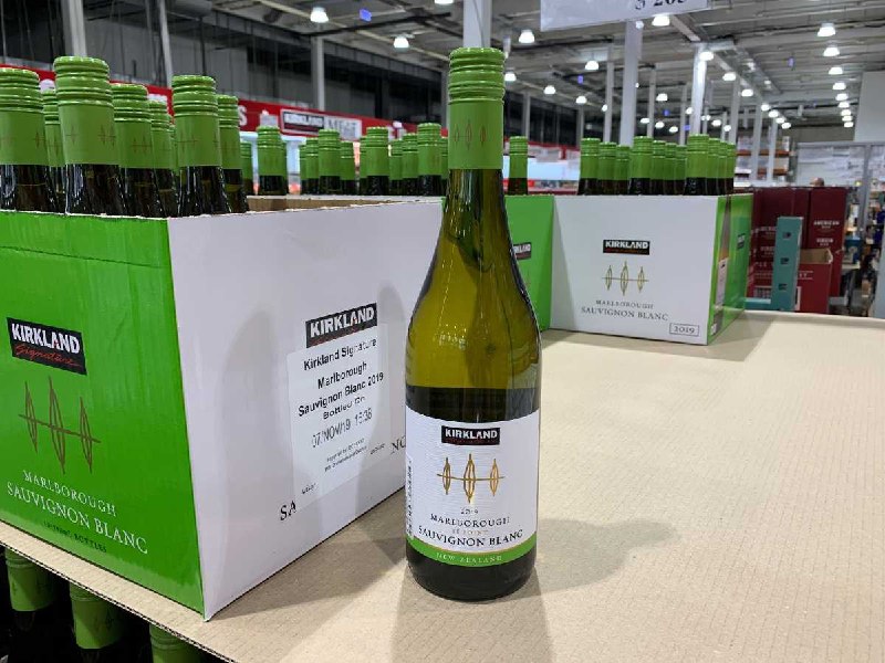 #Costco好市多4月新品通知#未成年請勿飲酒KIRKLAND SIGNATURE 科克蘭蘇維翁白酒2019 #301904