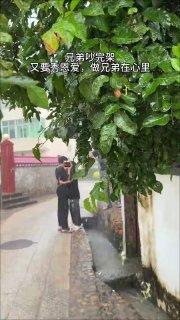 平台风险资料：我在缅甸一段刻骨铭心的爱情 我是一个中国人 在国外工作的我 做了多种配图