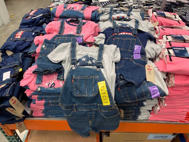 #Costco好市多3月新品通知LEVI'S 女童短袖上衣吊帶褲套組 #1367499