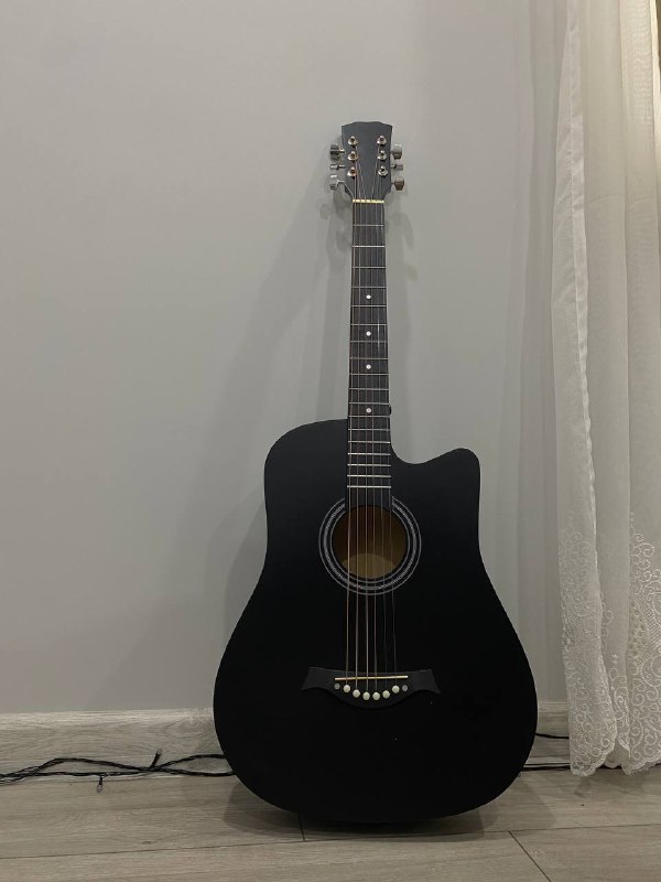 Продаю новую гитару