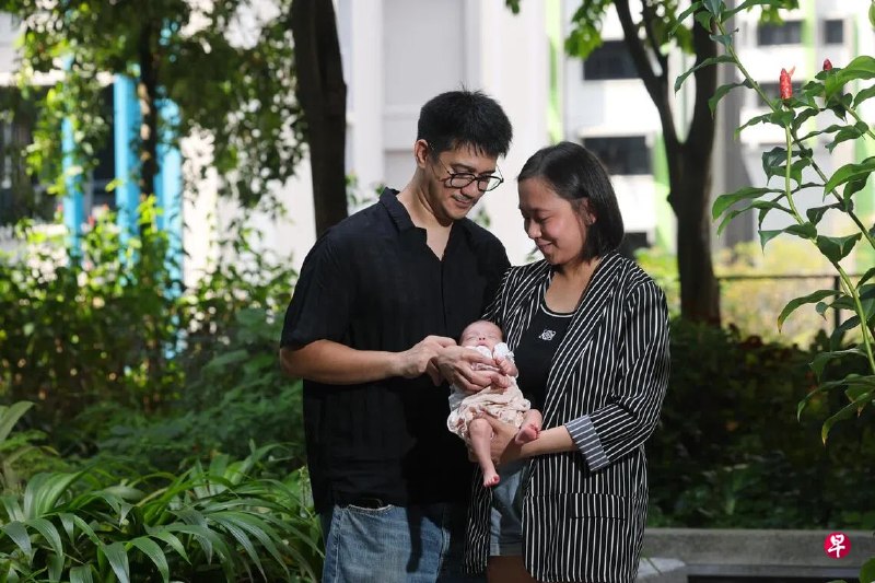 本地首名接受活体子宫移植的女性，今年6月顺利诞下女儿，成为东南亚首个成功生育的先天无子宫患者。活体器官捐献者是一名快进入绝经期、并已生育过的女性。
