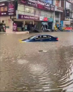 Severe flooding due to heavy rainfall in Hyderabad, Telangana, India 🇮🇳 (09.06.2026)