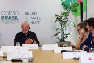 巴西总统卢拉签署法案，在联合国气候变化大会期间把巴西首都从巴西利亚迁至贝伦。 https://zb.sg/cDGtp