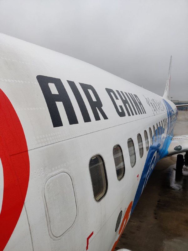 疫情后第一次飞，去了还遇到沙尘暴