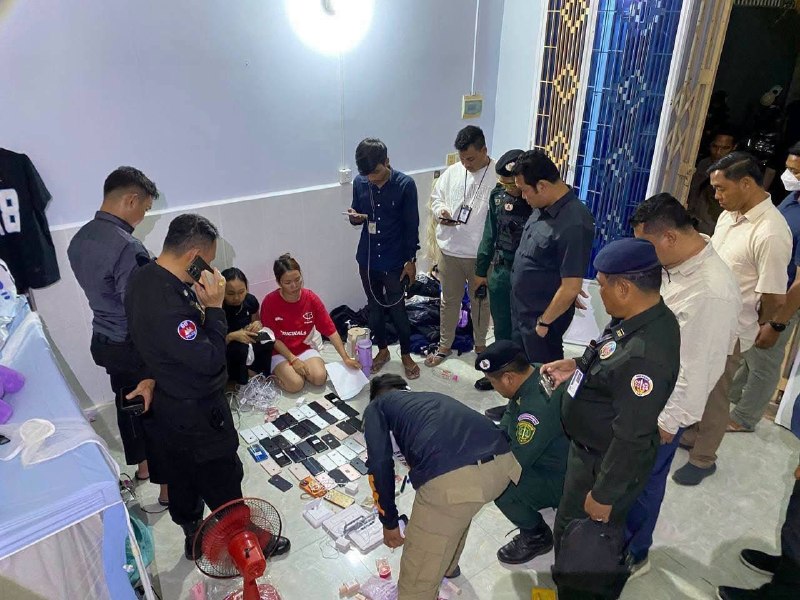 金边大事件：金边突查4处涉嫌网络诈骗窝点及设备供应点 6人被控制 查获600余部配图