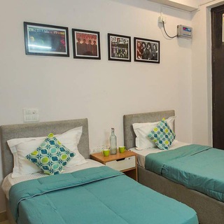 Upsc room Orn delhi , Karol bagh, patel nagar 9711-49-2934