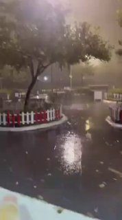 סופת טורנדו פגעה באתר בנייה בשכונת פבזי Çלזרום בקפז, אנטליה, טורקיה לפחות 4 פועלים נהרגו ואחד נפצע.