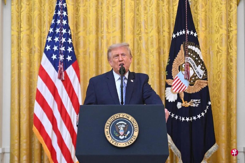 美国总统特朗普解密一份情报，他称情报显示中国干预了美国2020年总统选举，这与美国情报界此前的评估结果相悖。